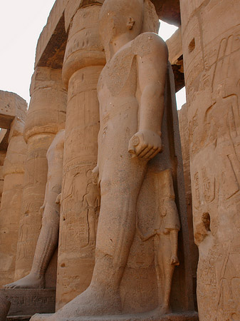 Foto Statuen am Luxor Tempel